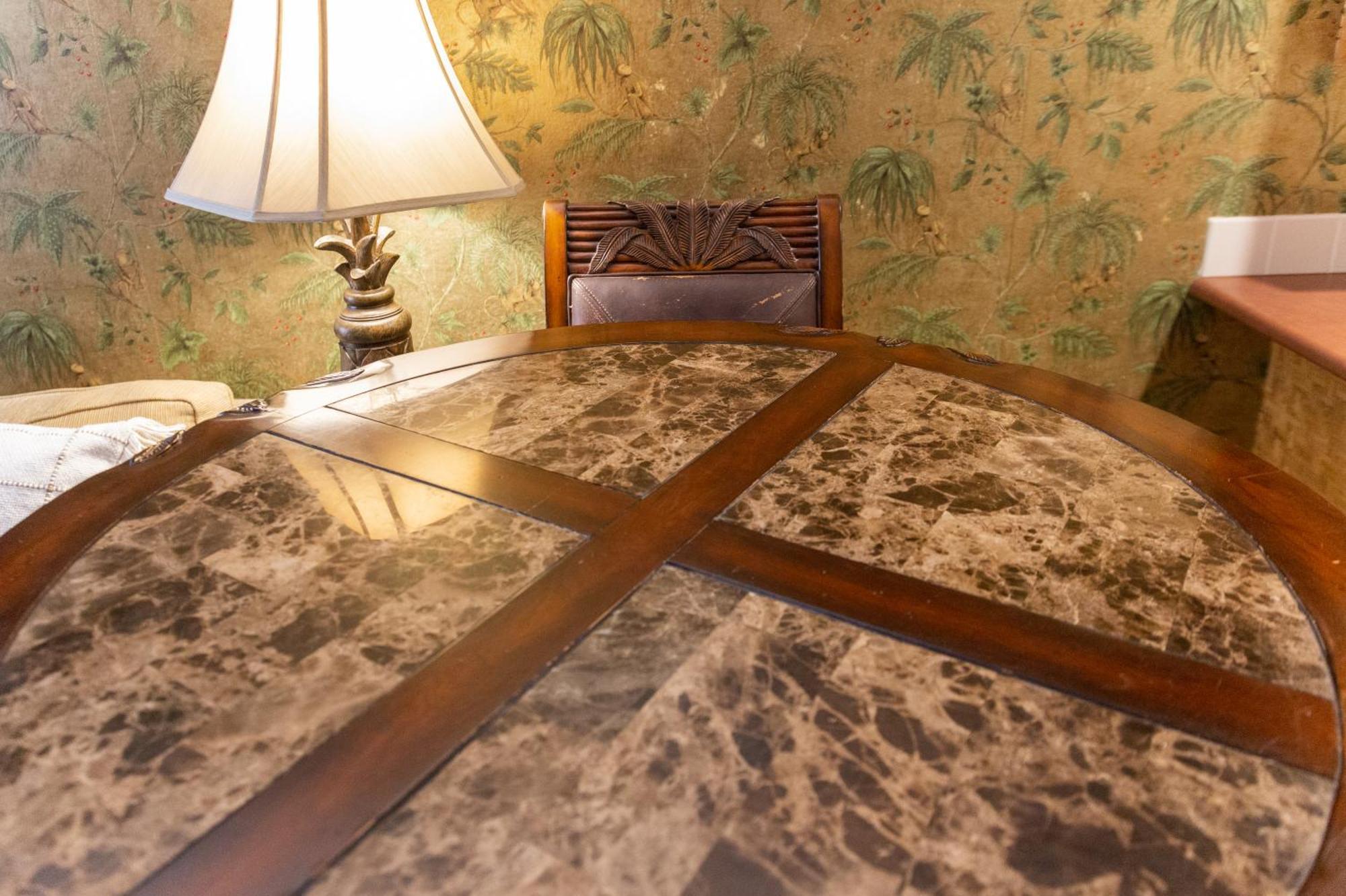 Lotus Suite, 1 Bedroom, Sleeps 4, Pool & Bbq, Pre-Renovation Summer Sale Кихей Экстерьер фото