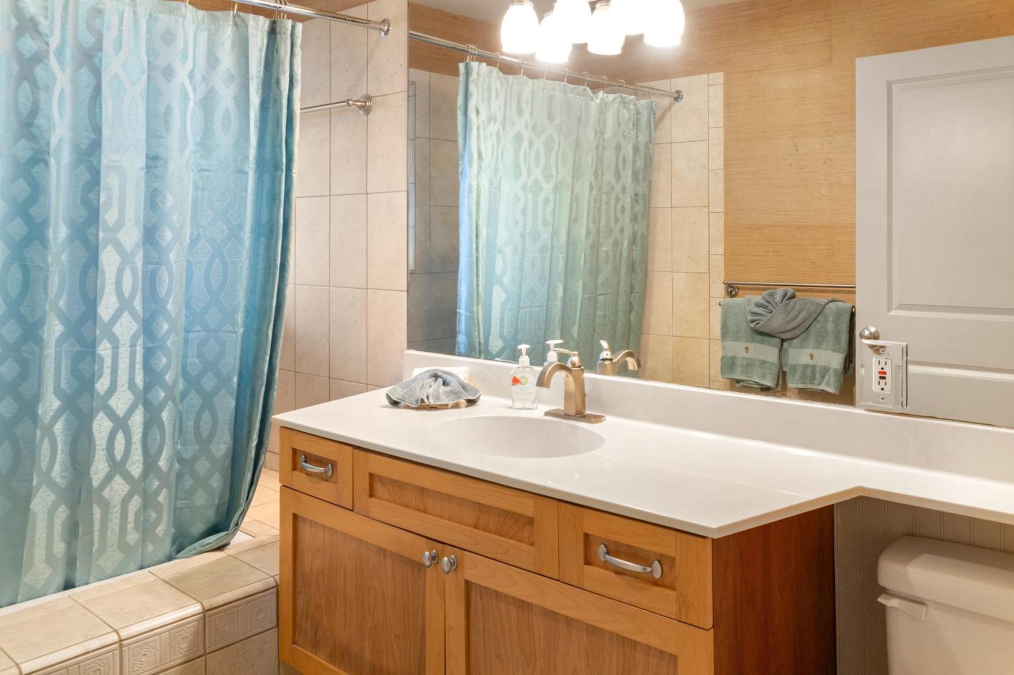 Lotus Suite, 1 Bedroom, Sleeps 4, Pool & Bbq, Pre-Renovation Summer Sale Кихей Экстерьер фото