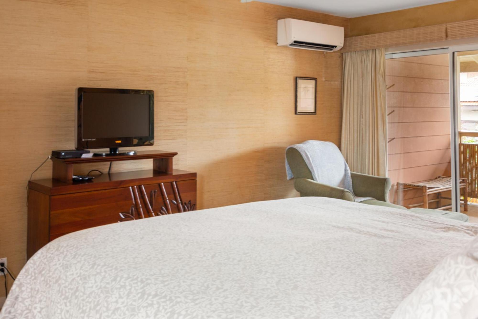 Lotus Suite, 1 Bedroom, Sleeps 4, Pool & Bbq, Pre-Renovation Summer Sale Кихей Экстерьер фото